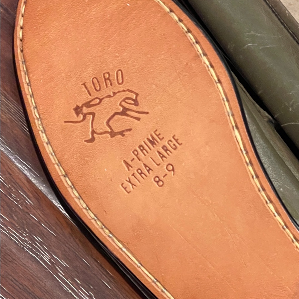 Lorenzo Banfi Classic Olive Leather Loafers - Picture 5 of 6